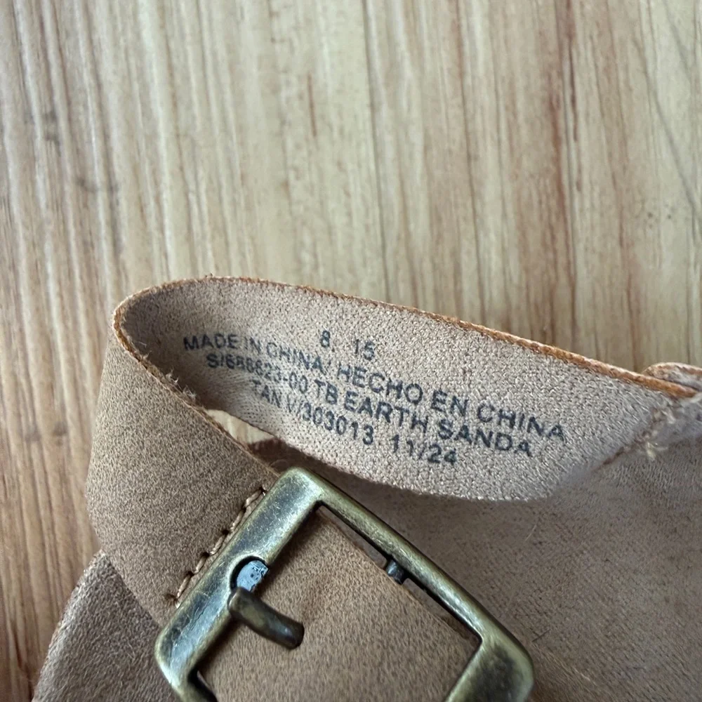 Old Navy Toddler Beige Buckle Sandals - Picture 3 of 3